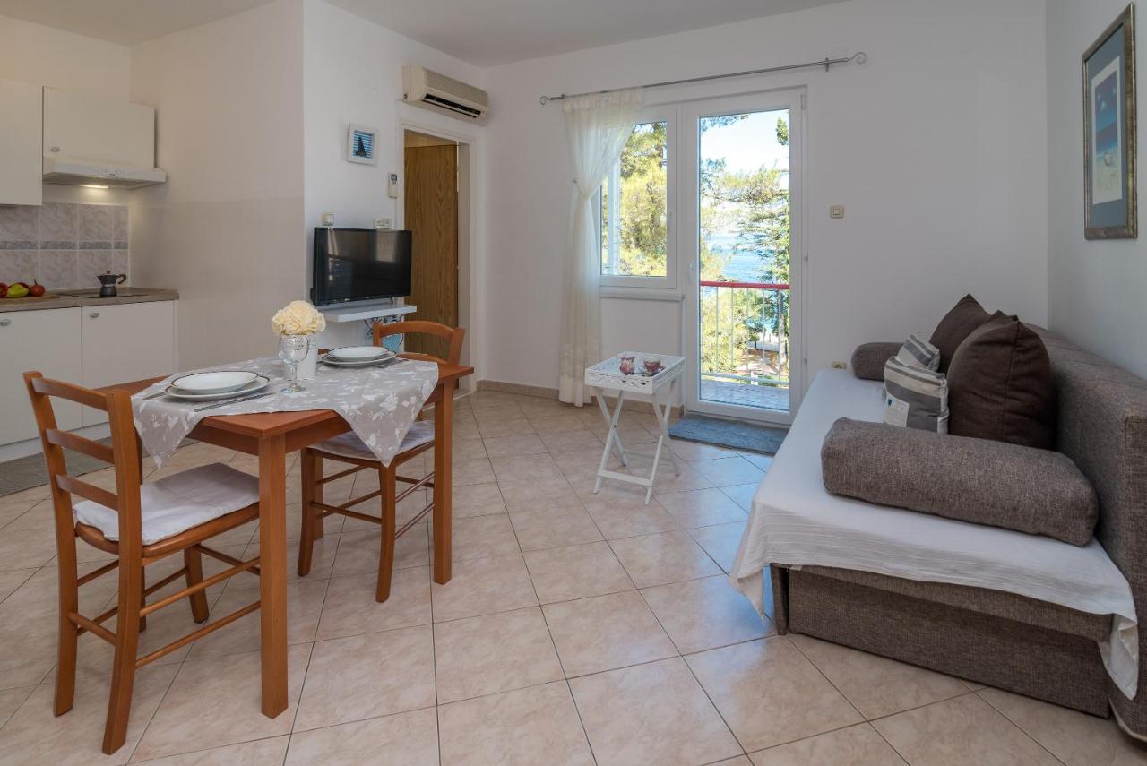 מאלינסקה Apartments House Pinezic מראה חיצוני תמונה