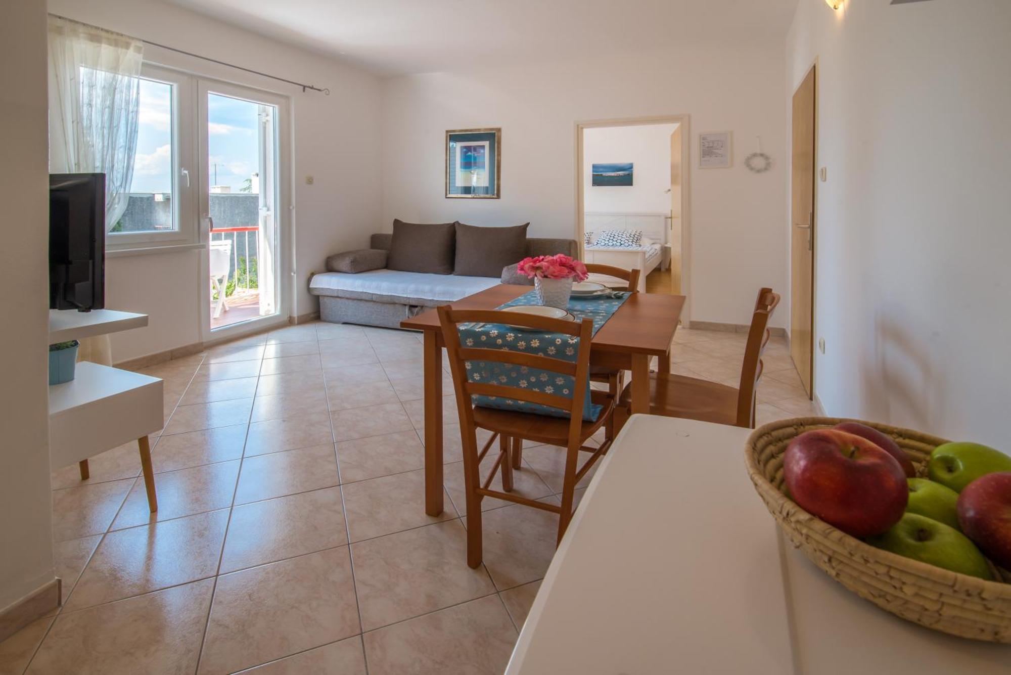 מאלינסקה Apartments House Pinezic מראה חיצוני תמונה