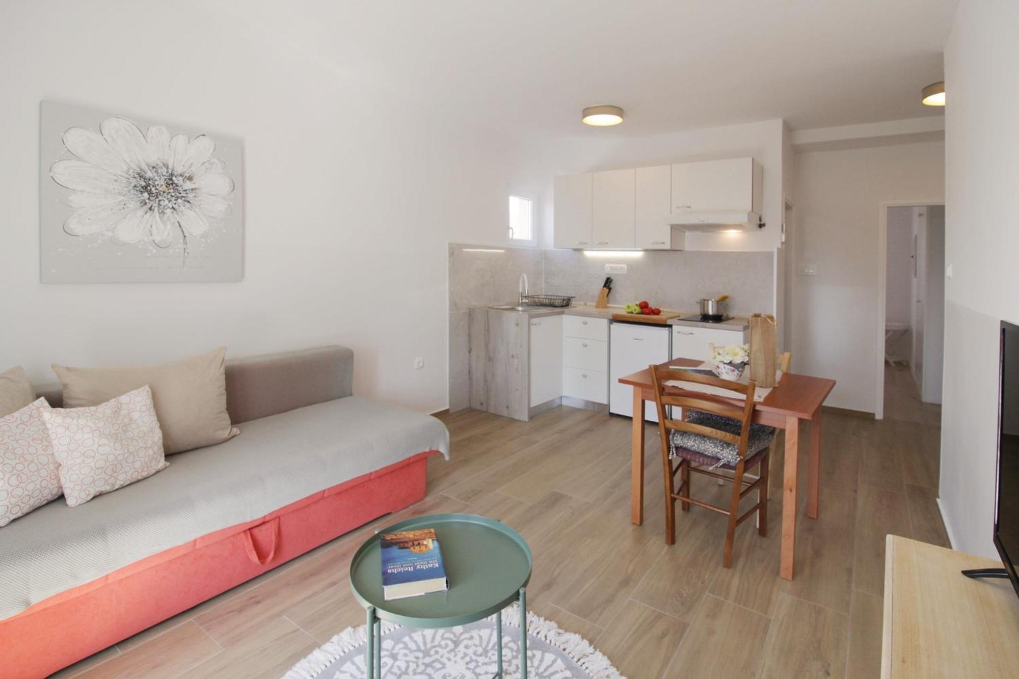 מאלינסקה Apartments House Pinezic חדר תמונה